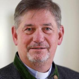 Pastor Fischer