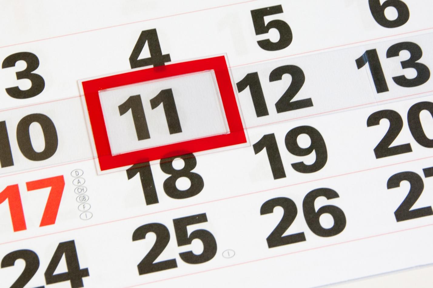 Datum Kalender, Datum, Tag, Ein Kalender ist eine Übersicht über die Tage, Wochen und Monate eines Jahres. Wochentag. Ex-Bild-DB-ID: 25883